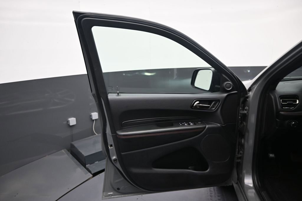 Used 2025 Dodge Durango GT AWD/4WD image 12