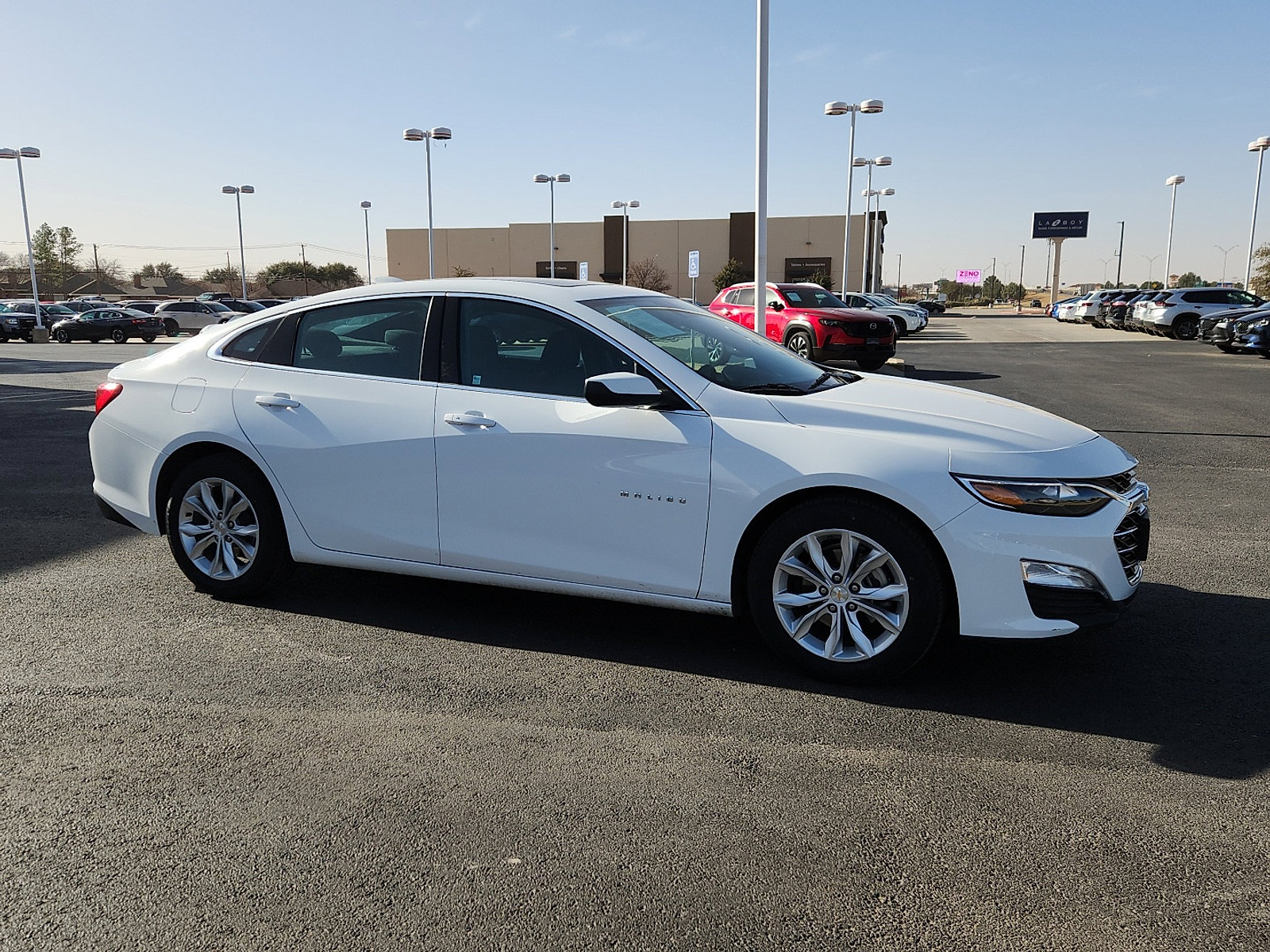 Used 2024 Chevrolet Malibu LT image 8