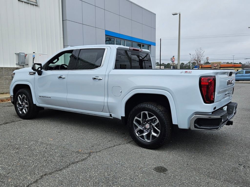 New 2026 GMC Sierra 1500 SLT image 6