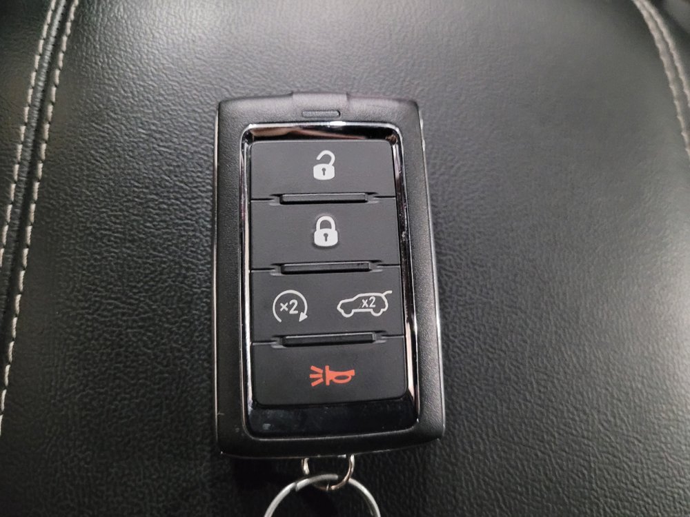 Used 2023 Jeep Grand Cherokee Altitude AWD/4WD image 32