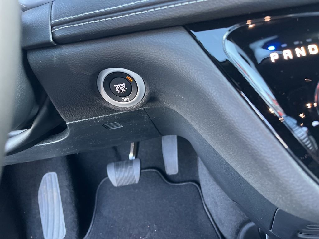 New 2026 Chrysler Pacifica Select w/ S Appearance Package image 29