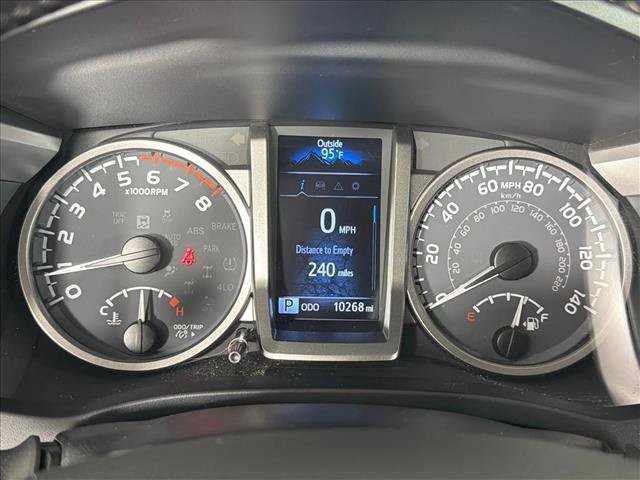 Used 2022 Toyota Tacoma SR5 RWD image 26