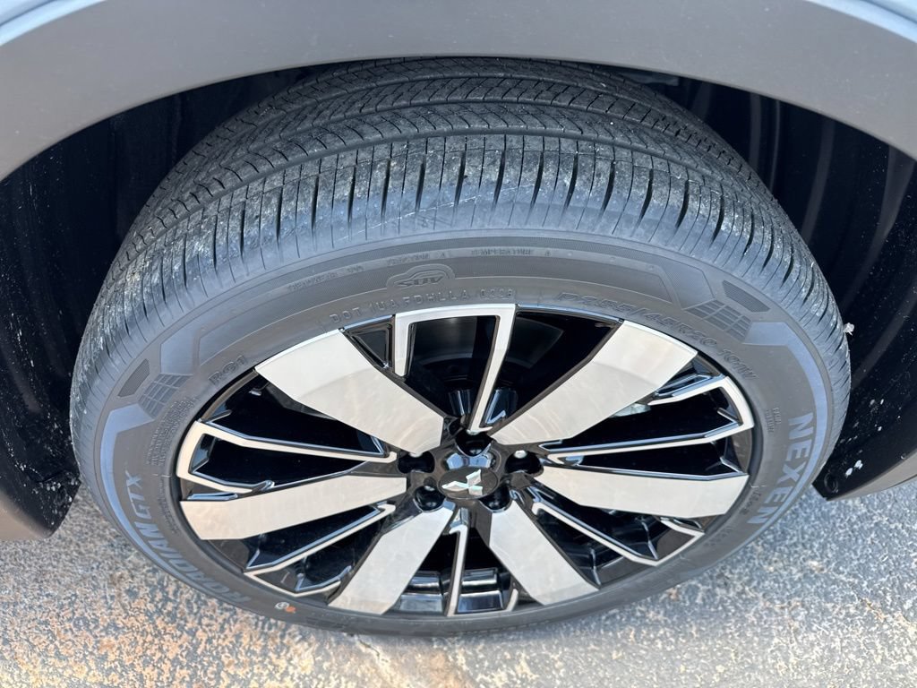 New 2026 Mitsubishi Outlander SE FWD image 44