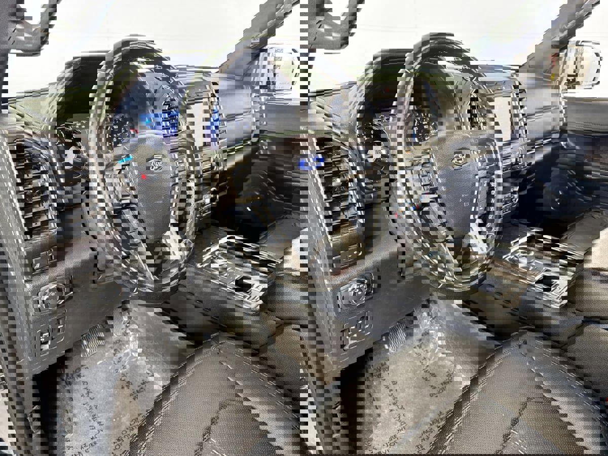 Used 2021 Ford Expedition Max Limited image 9