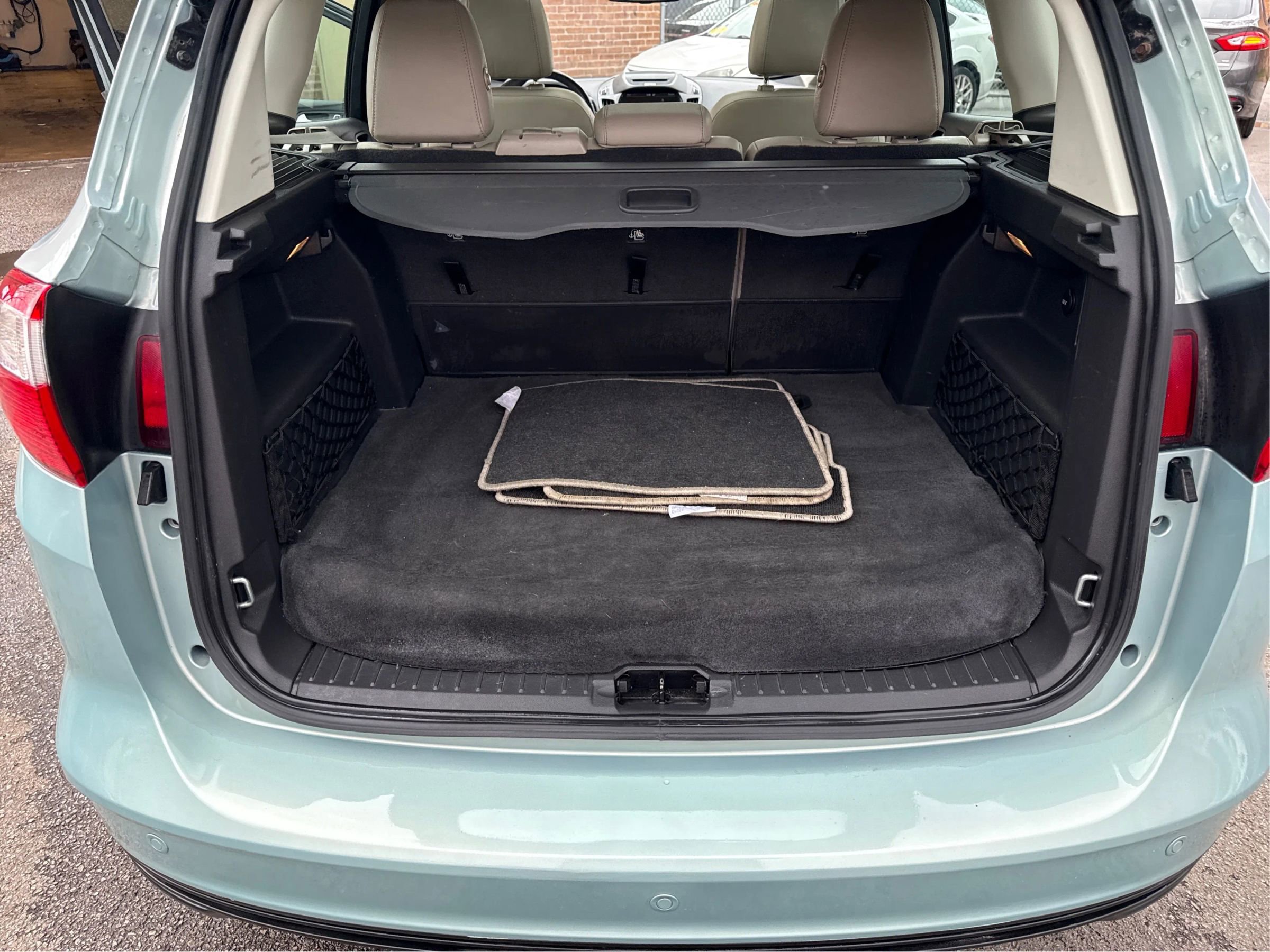 Used 2013 Ford C-MAX SEL image 15