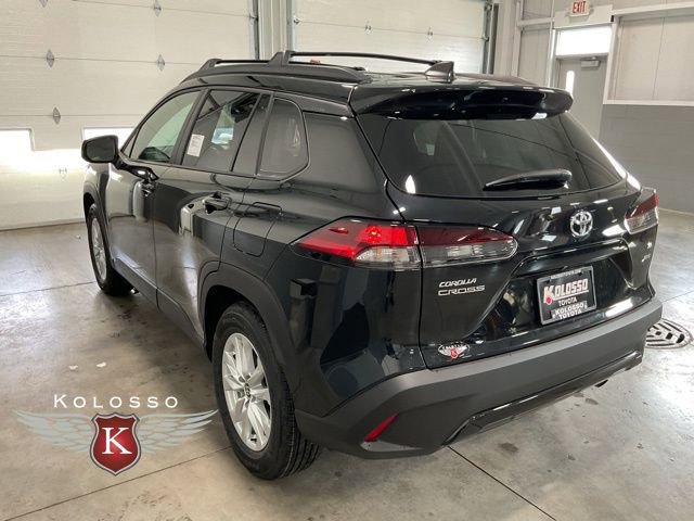 New 2026 Toyota Corolla Cross LE image 4