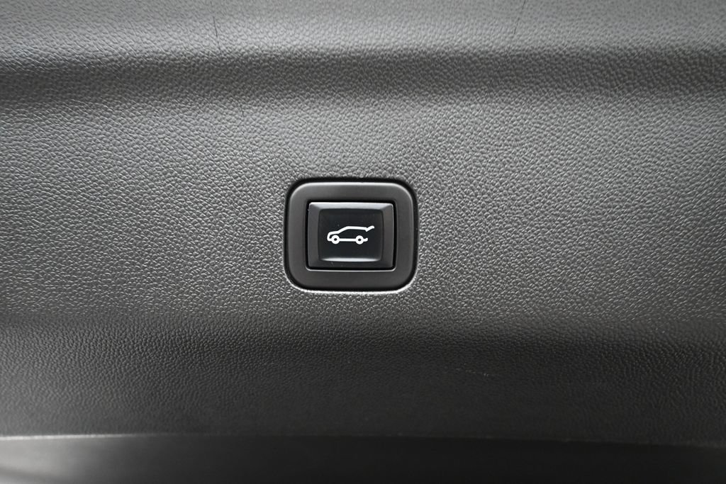 Used 2023 Chevrolet Suburban RST AWD/4WD image 48