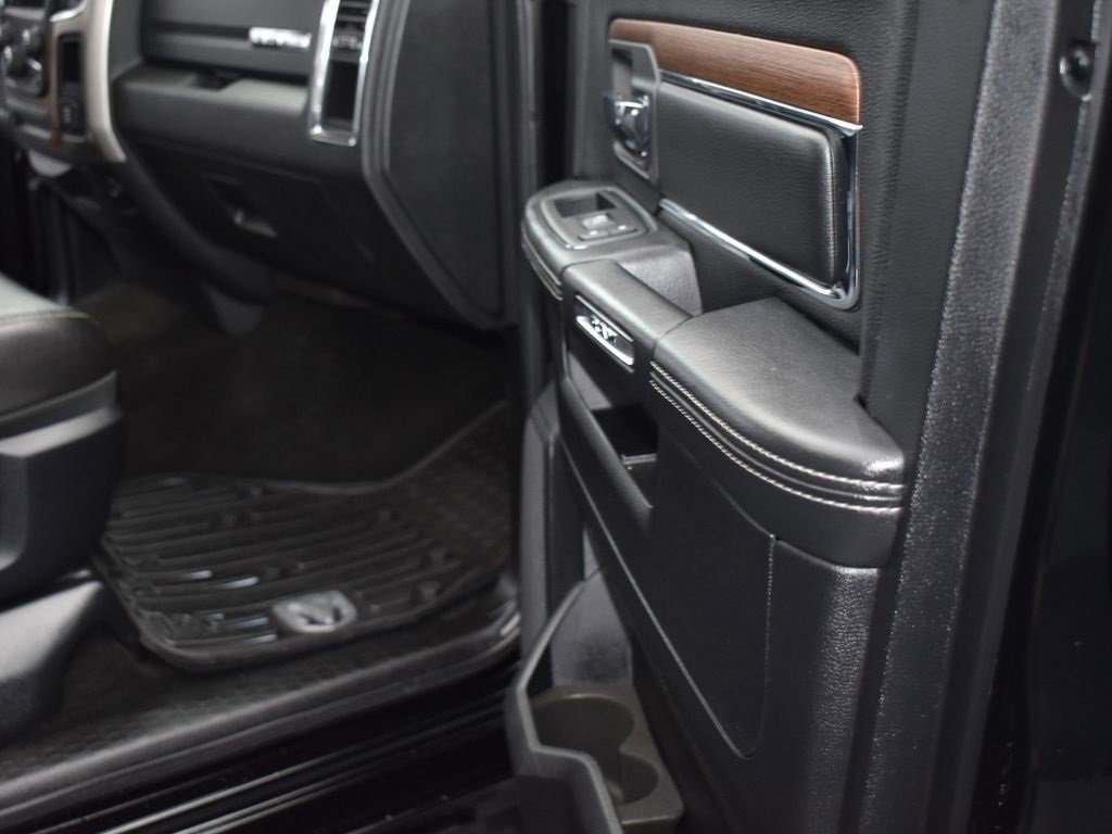 Used 2015 RAM 2500 Laramie w/ Black Appearance Group image 14