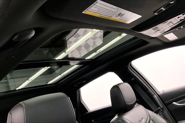 Used 2024 Cadillac XT5 Sportv w/ LPO, Floor Liner Package AWD/4WD image 18