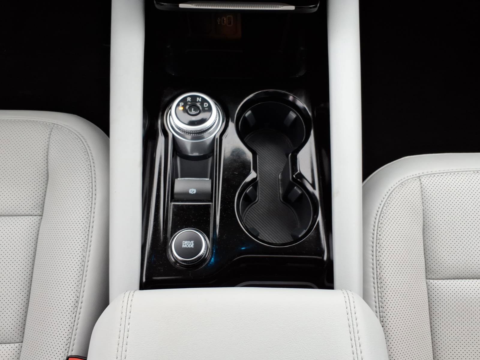 Used 2025 Ford Explorer Platinum w/ Ultimate Package image 20