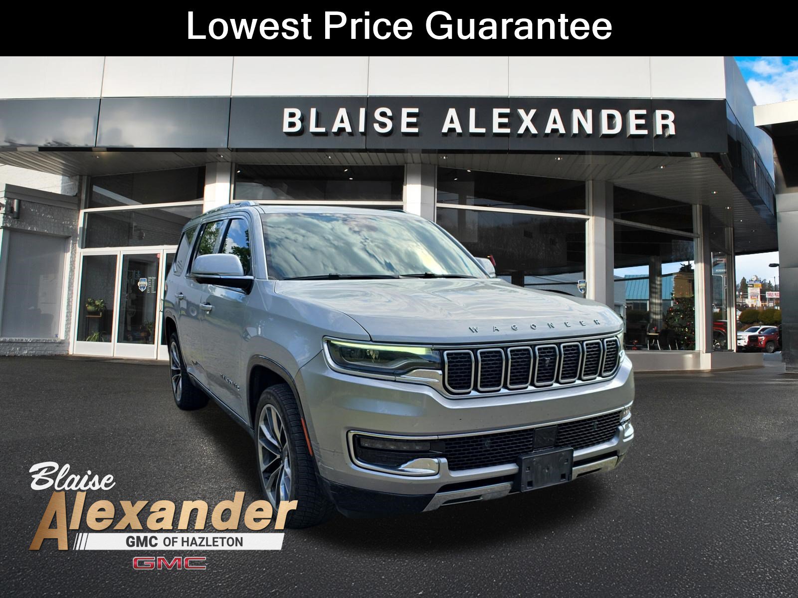 Used 2022 Jeep Wagoneer Series III w/ Premium Group I AWD/4WD image 1