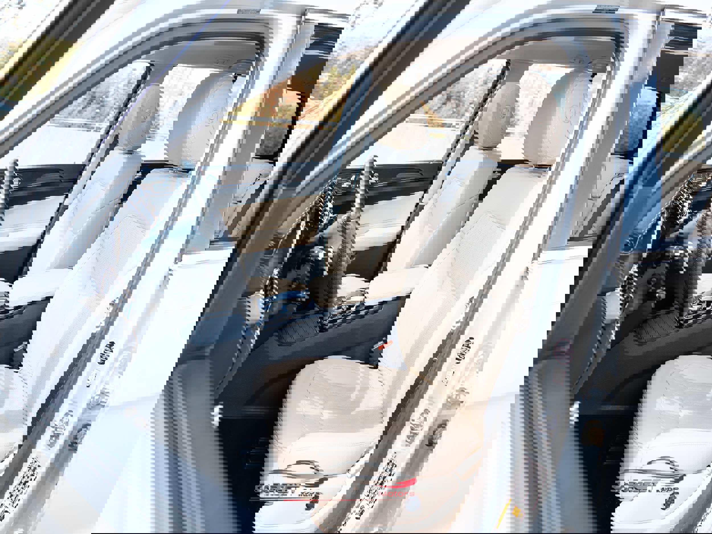 Used 2018 Mercedes-Benz GLS 450 4MATIC w/ Premium Package image 16