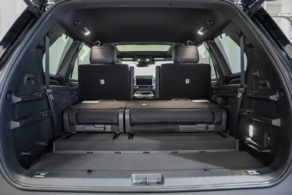 New 2026 Toyota Sequoia Platinum AWD/4WD image 9