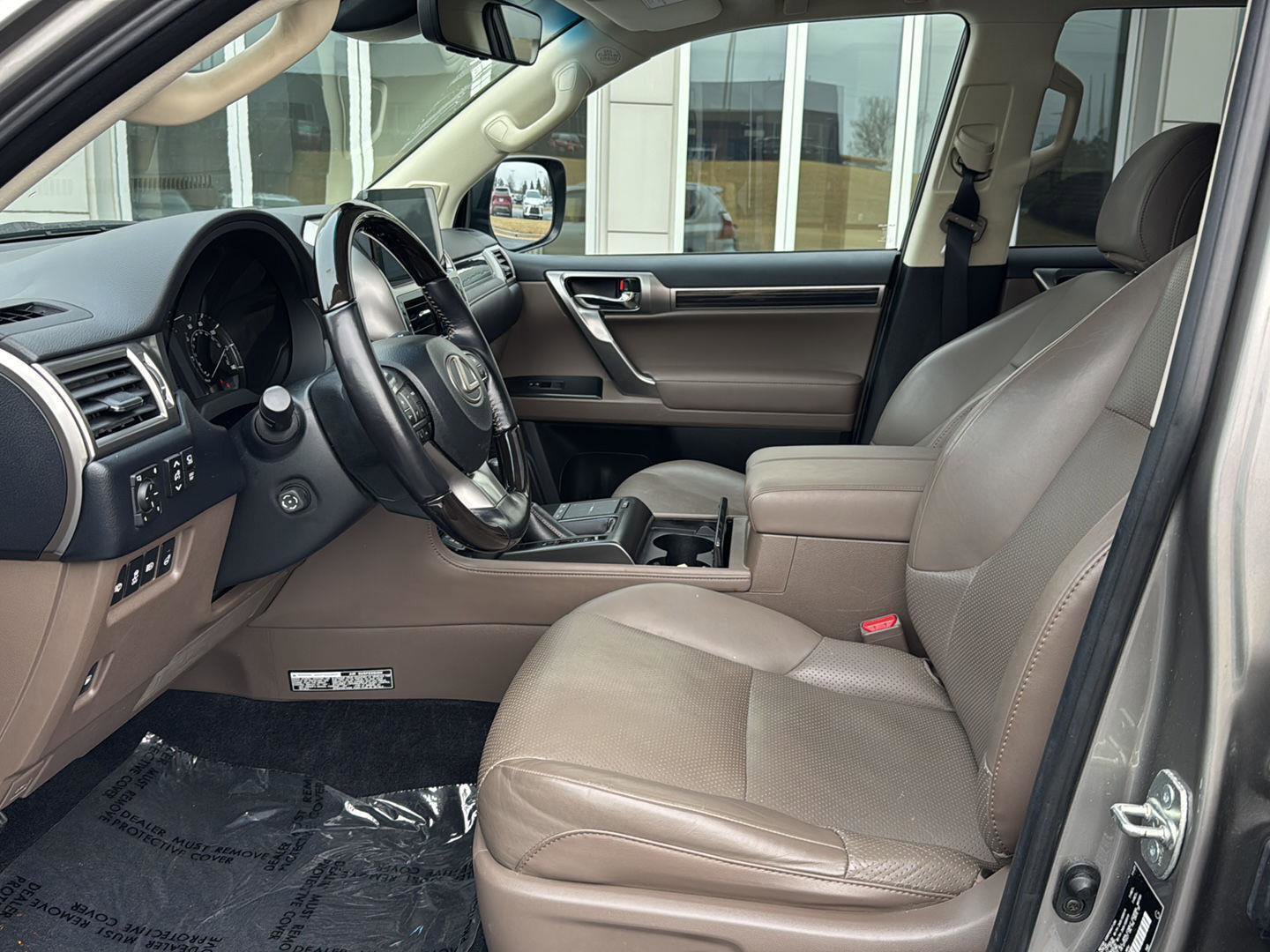 Used 2022 Lexus GX 460 Luxury w/ Sport Design Package image 8