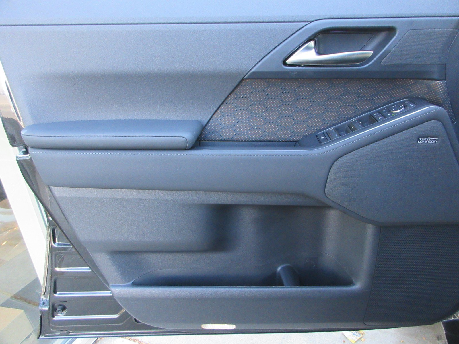 Used 2026 Lexus GX 550 w/ Cold Area Package AWD/4WD image 33