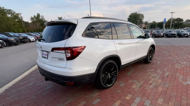 Used 2022 Honda Pilot Black Edition image 9