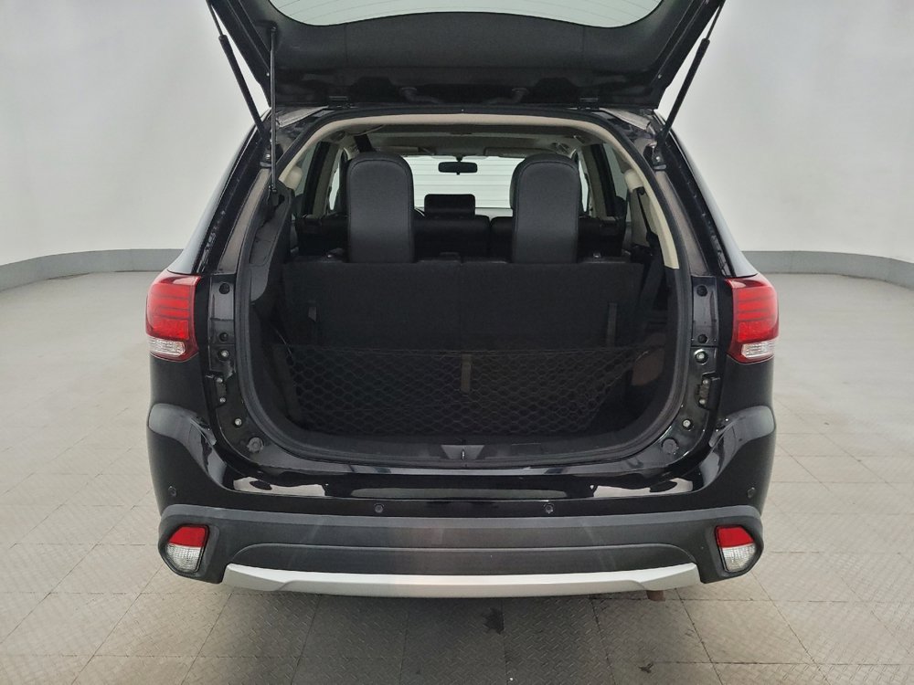 Used 2016 Mitsubishi Outlander SEL AWD/4WD image 29