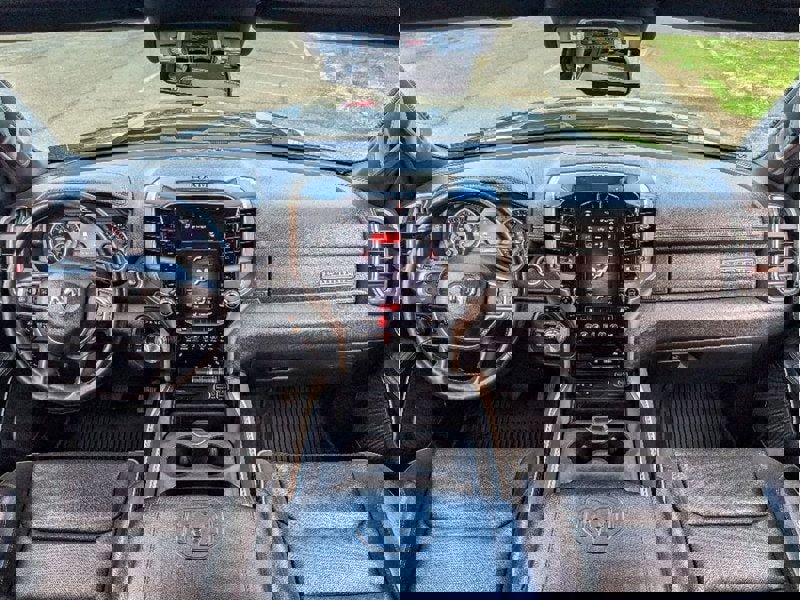 Used 2019 RAM 1500 Laramie image 24