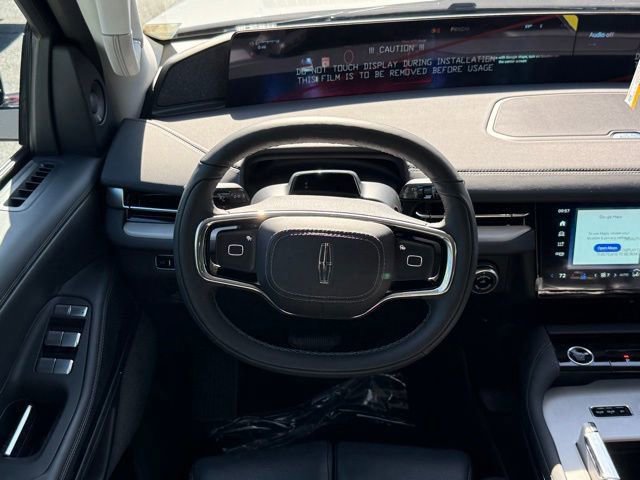 New 2025 Lincoln Navigator L Reserve image 6