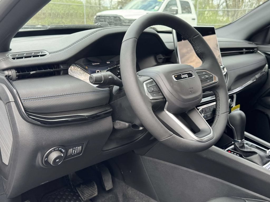 New 2026 Jeep Compass Latitude w/ Sun and Sound Group AWD/4WD image 2