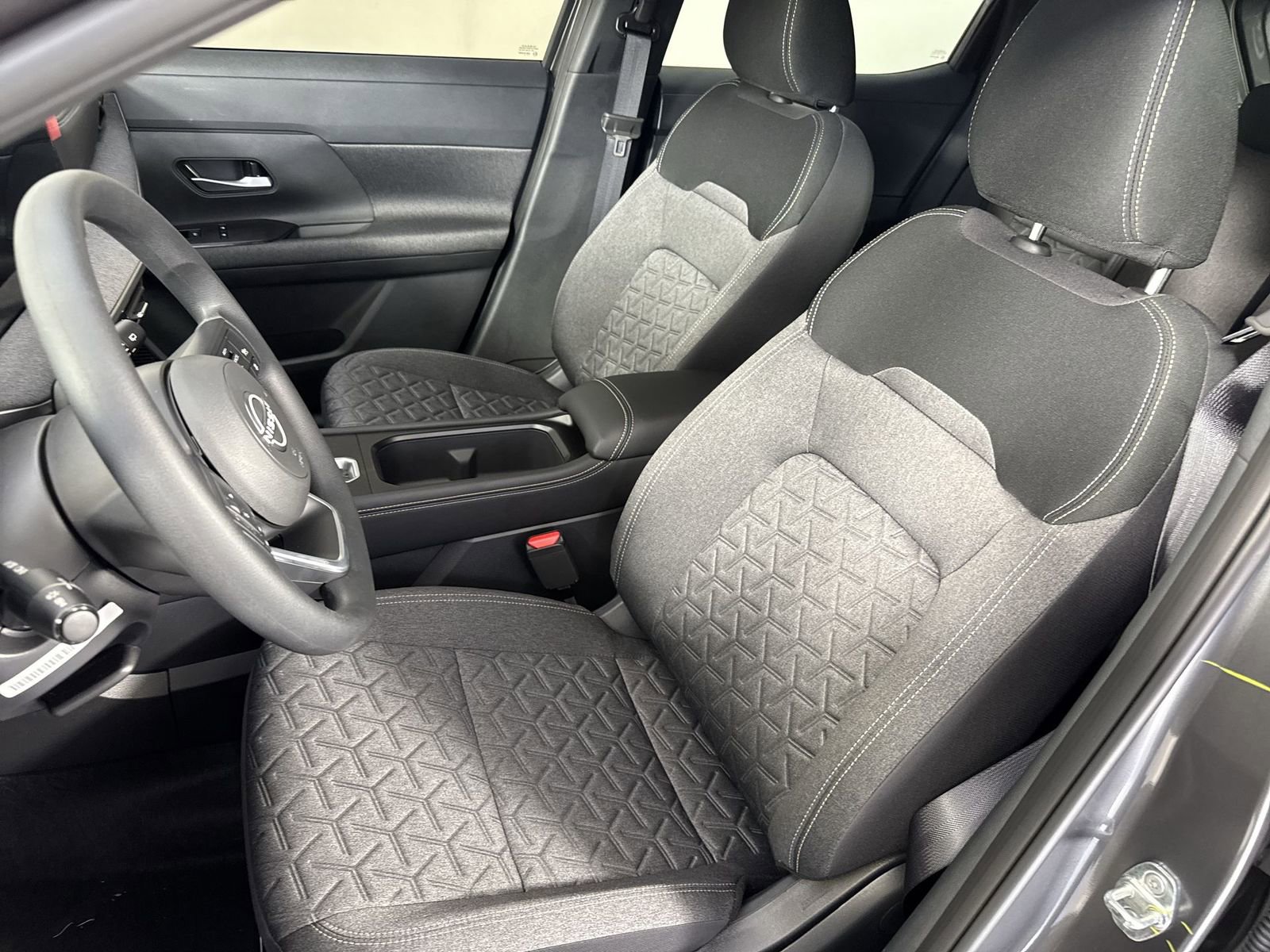 New 2025 Nissan Kicks SV w/ SV Premium Package image 19