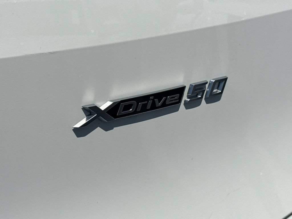 Certified 2025 BMW iX xDrive50 w/ Convenience Package AWD/4WD image 10
