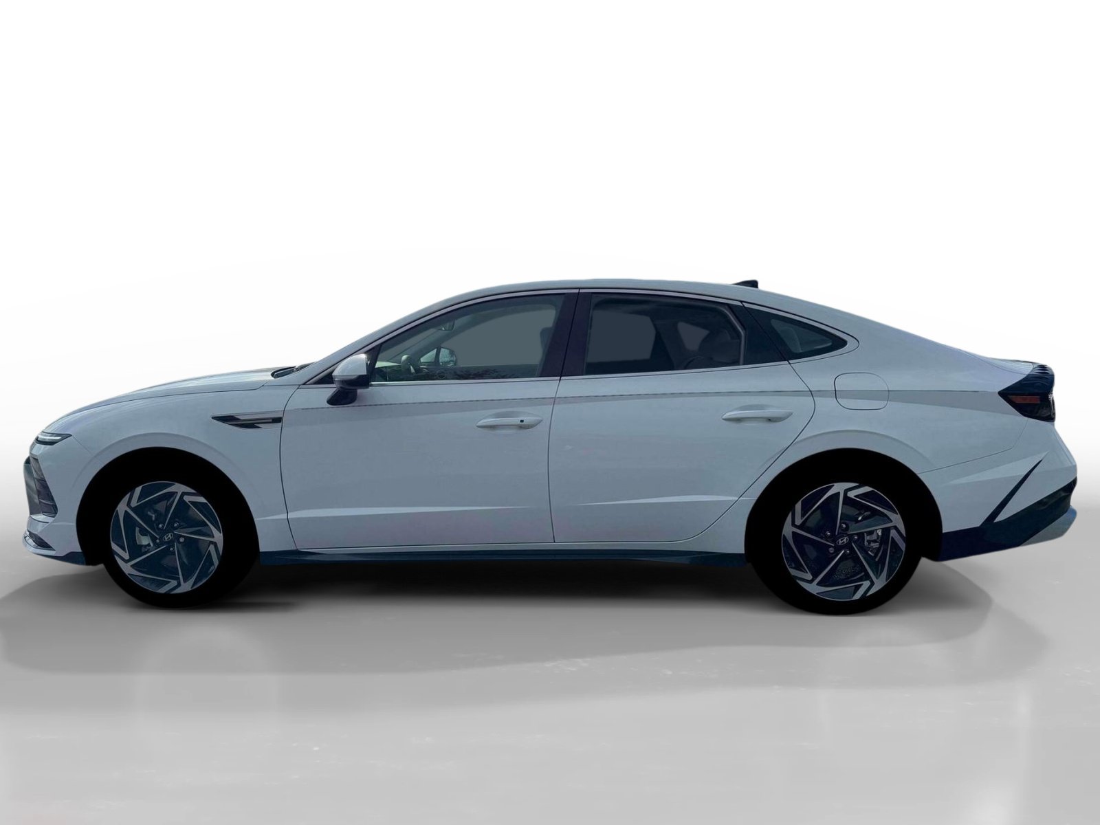 New 2026 Hyundai Sonata SEL FWD image 3