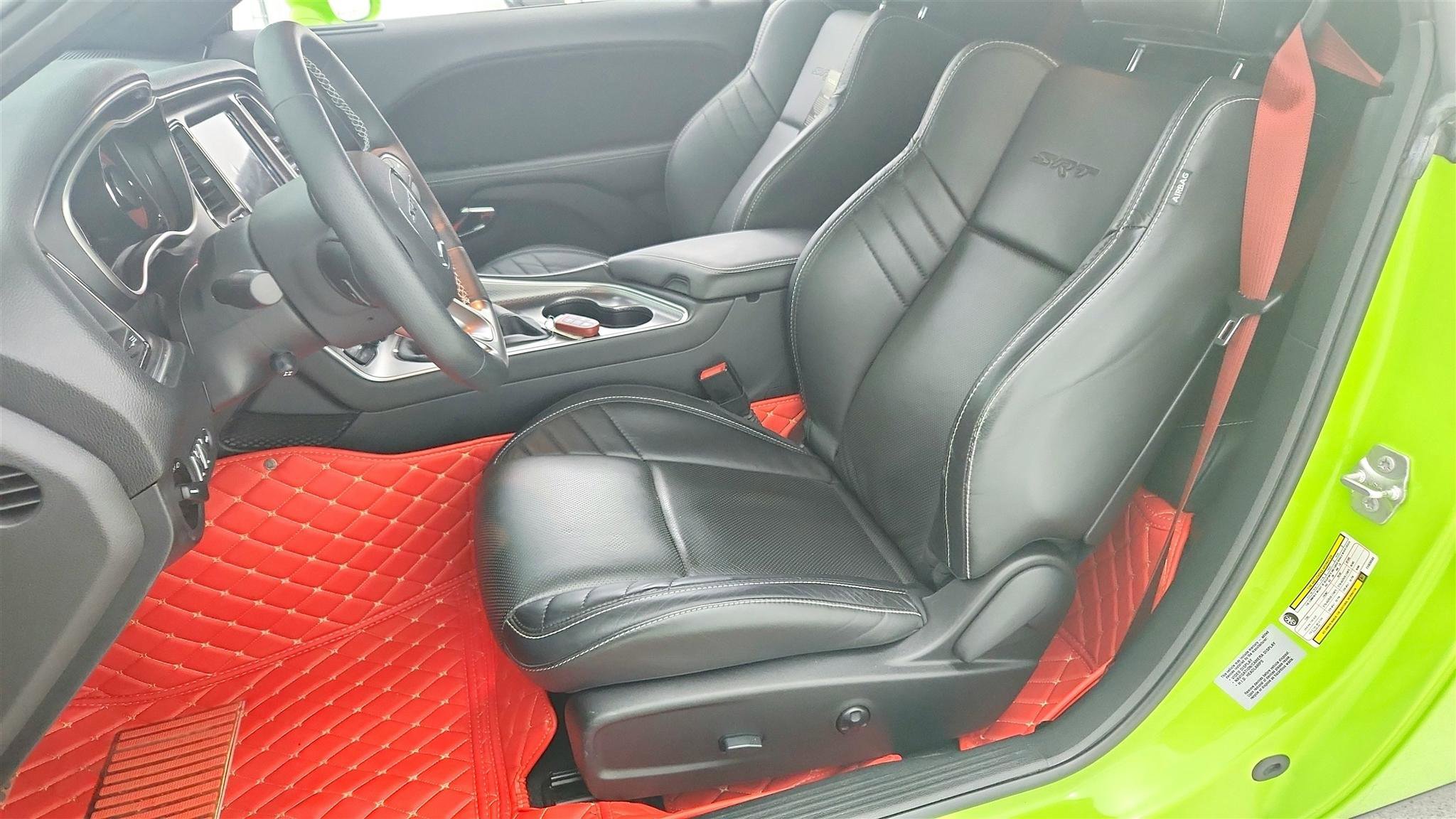 Used 2015 Dodge Challenger SRT Hellcat image 21