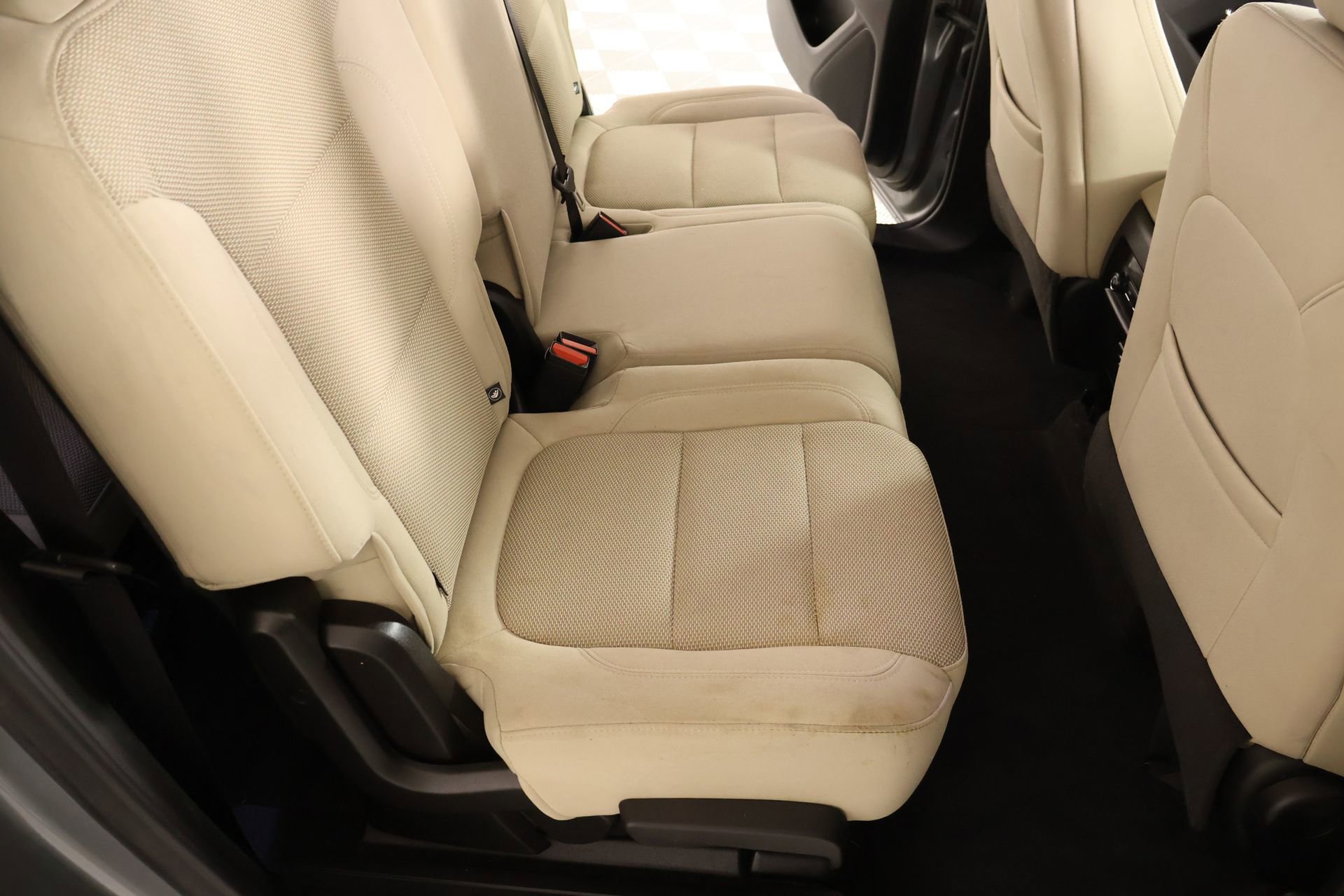 Used 2023 Chevrolet Traverse LS image 14