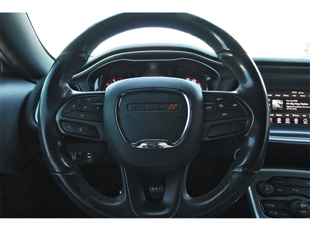 Used 2020 Dodge Challenger R/T w/ Blacktop Package image 9