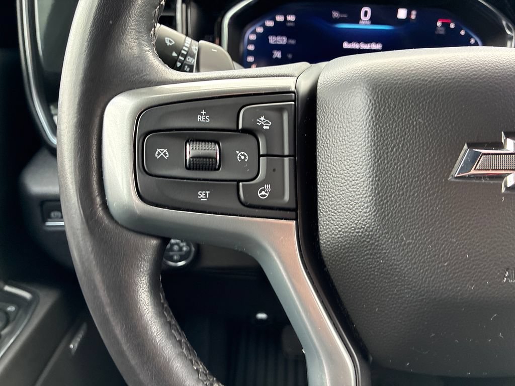 Used 2023 Chevrolet Silverado 1500 RST AWD/4WD image 22