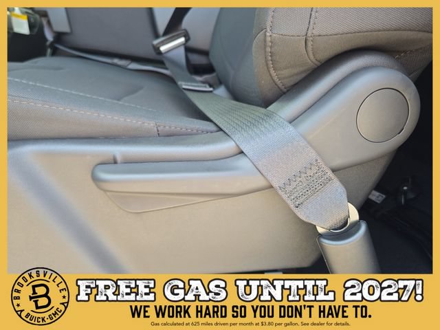 New 2026 GMC Sierra 2500 Pro w/ 1SA Pro Safety Plus Package AWD/4WD image 15