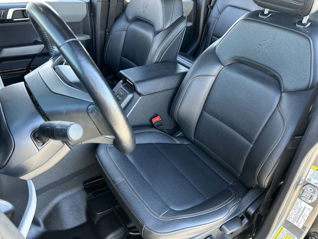 Used 2023 Ford Bronco Badlands w/ Sasquatch Package image 19