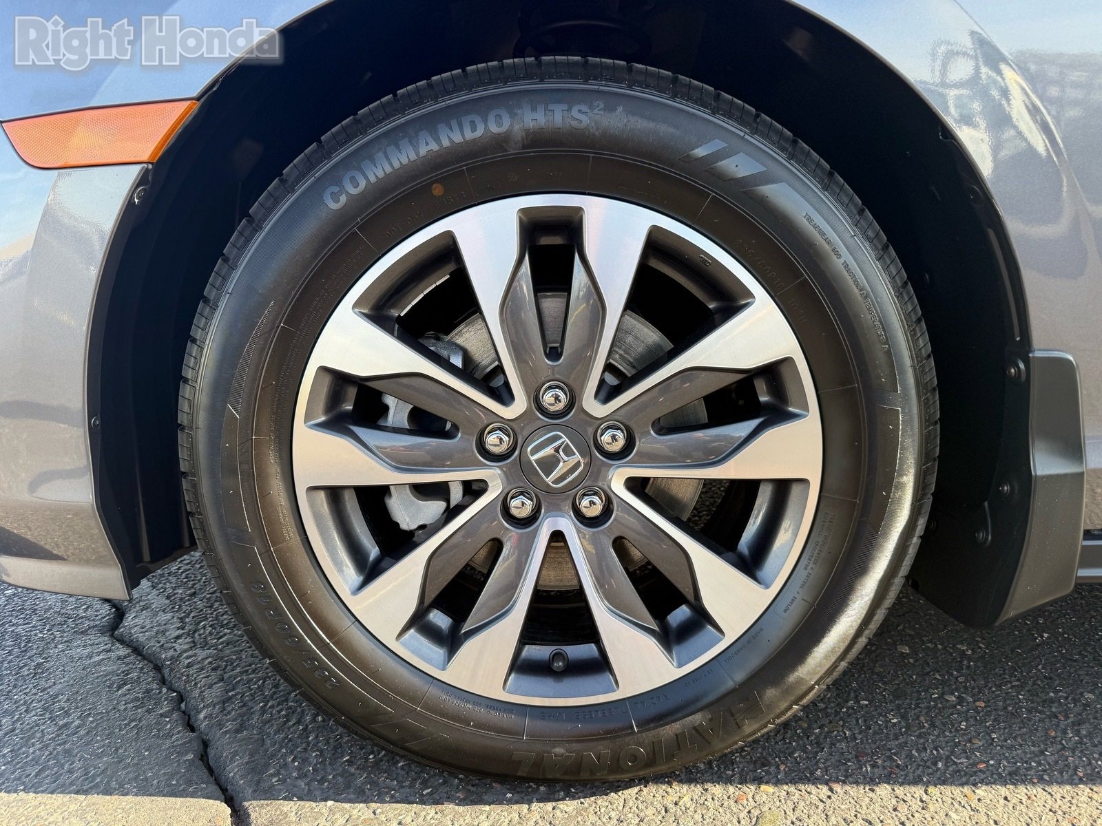 Used 2024 Honda Odyssey EX-L image 10