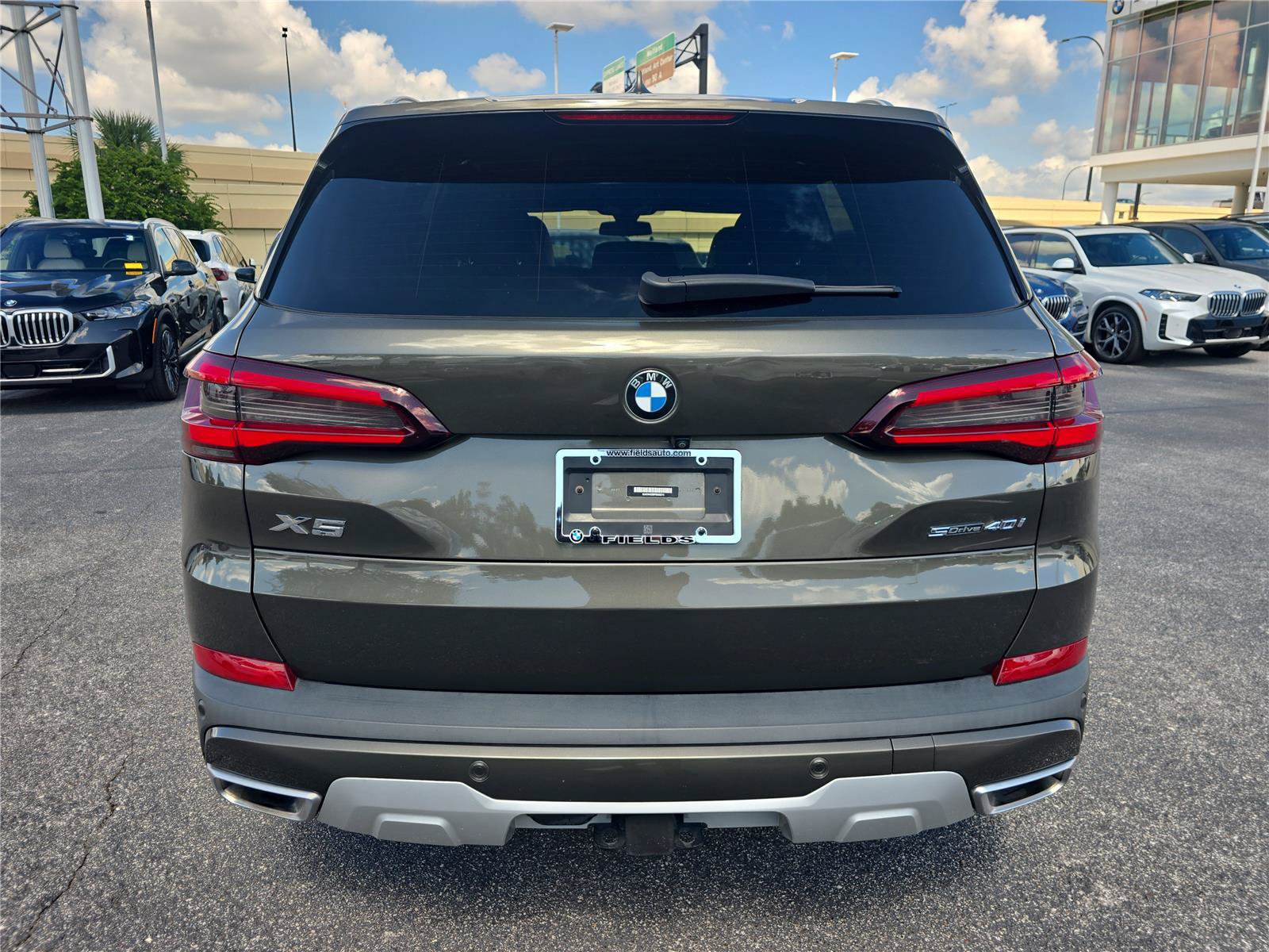 Used 2023 BMW X5 sDrive40i w/ Climate Comfort Package RWD image 3
