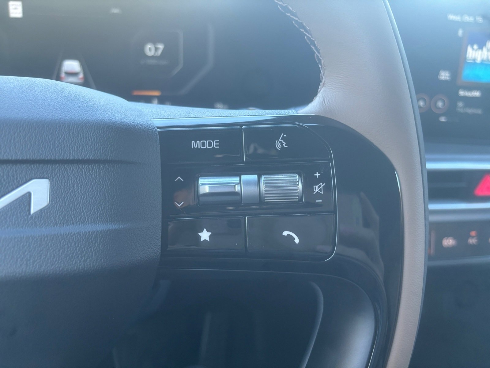 New 2026 Kia Sorento SX Prestige image 23