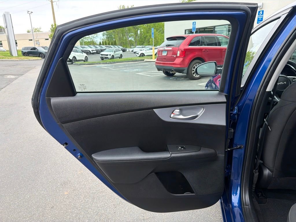 Certified 2023 Kia Forte LXS w/ LXS Technology Package FWD image 14