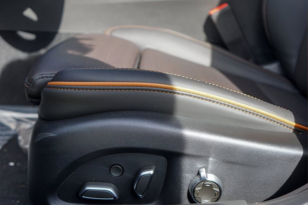 New 2026 Cadillac CT4 V image 18