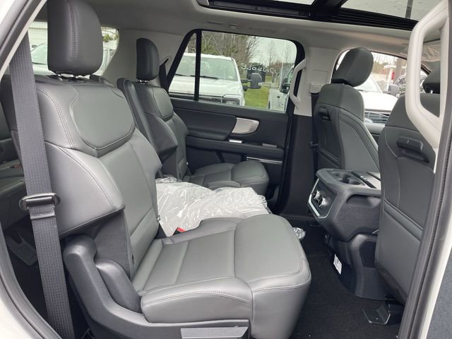 New 2026 Ford Expedition Active AWD/4WD image 24