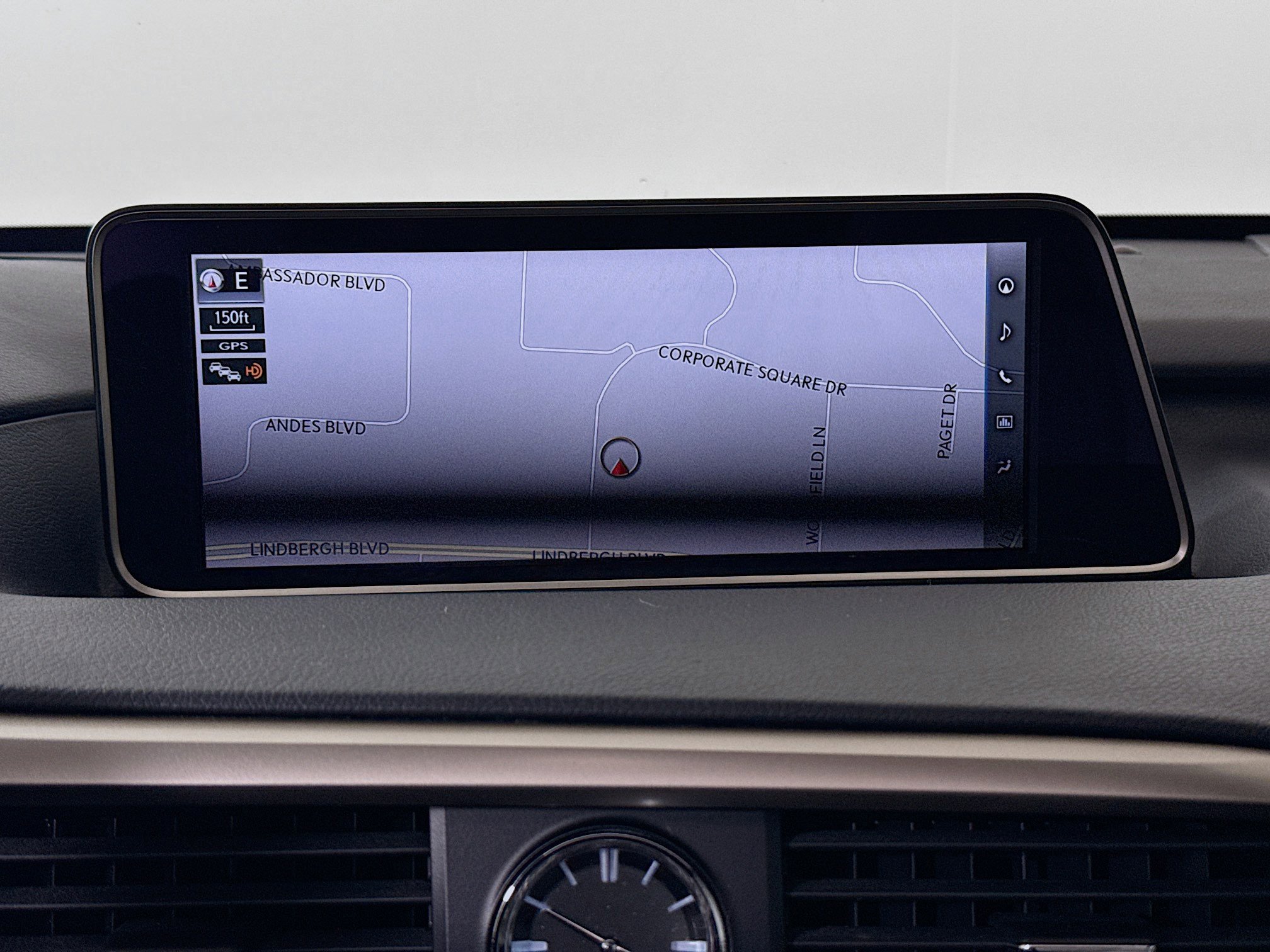 Used 2019 Lexus RX 350L AWD image 16