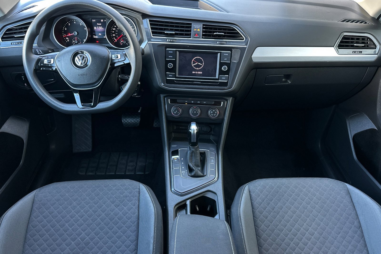 Used 2021 Volkswagen Tiguan S image 13