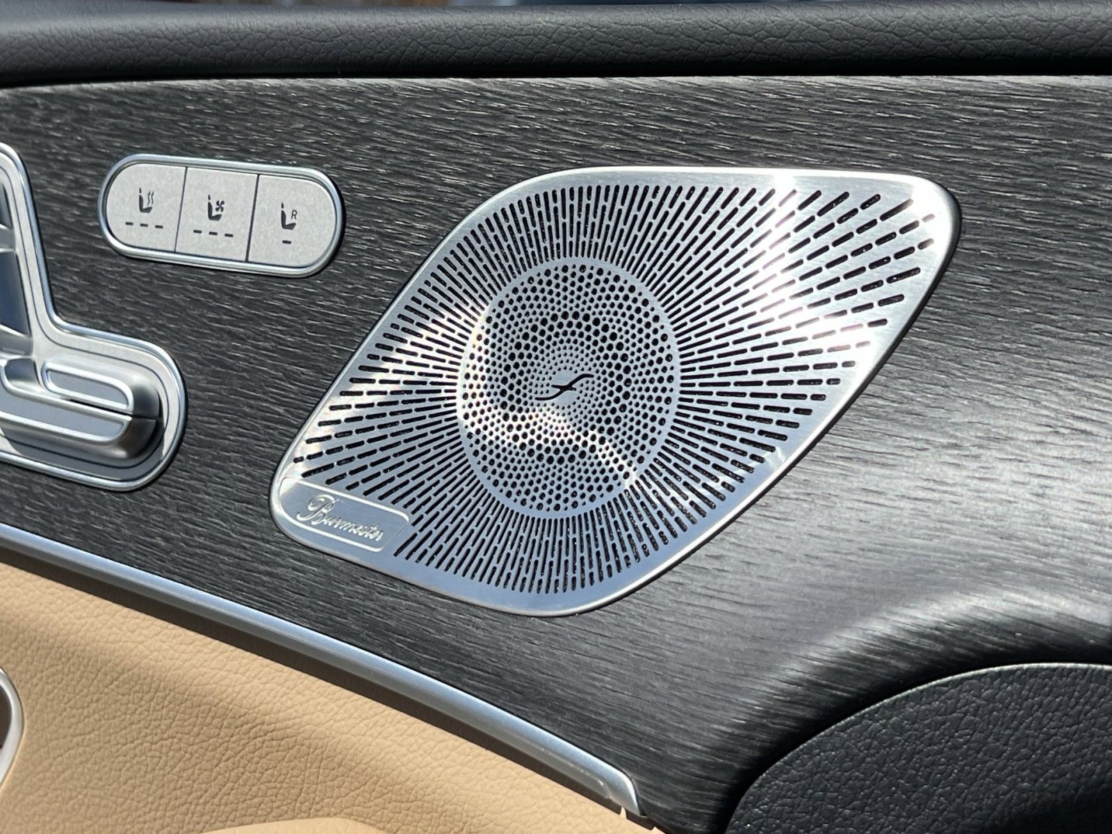 New 2026 Mercedes-Benz GLS 450 4MATIC image 37