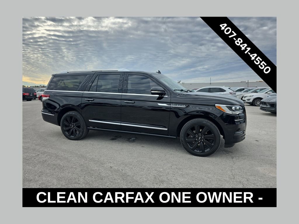 Used 2023 Lincoln Navigator L Reserve image 1
