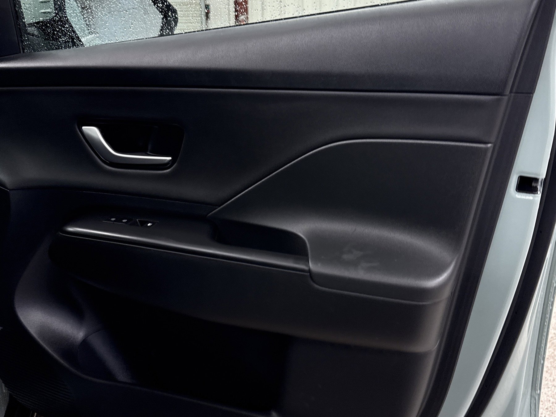 Used 2024 Hyundai Kona Limited image 21