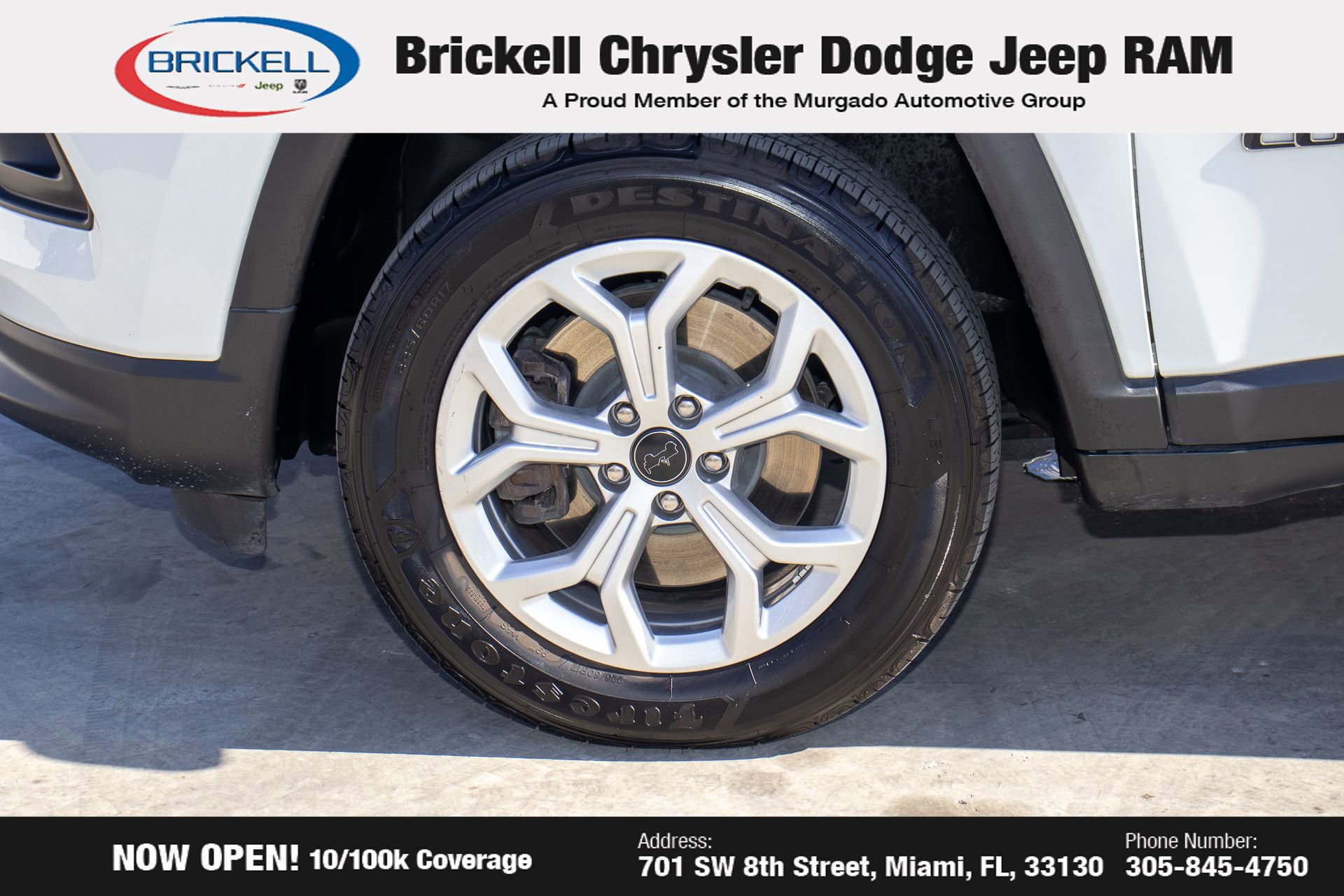 Used 2025 Jeep Compass Latitude image 35