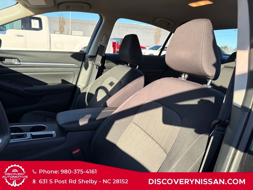 Certified 2022 Nissan Altima 2.5 SV FWD image 13