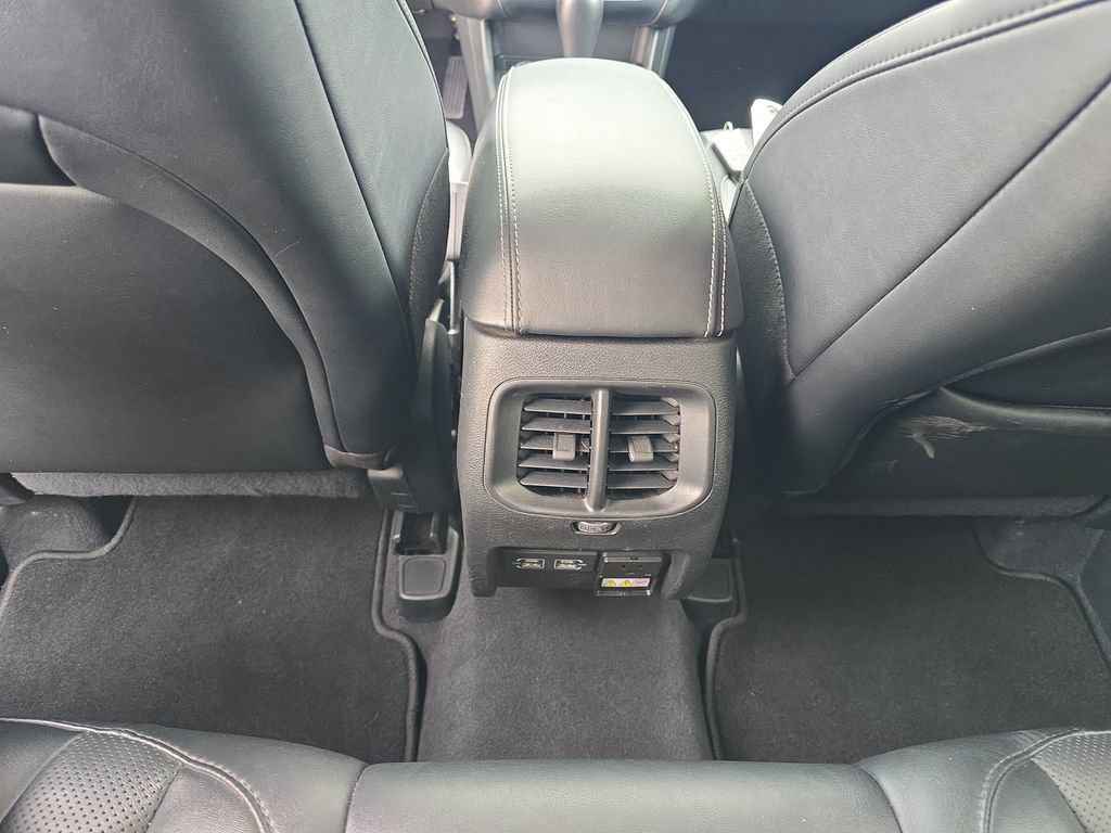 Used 2023 Jeep Cherokee Altitude Lux AWD/4WD image 25