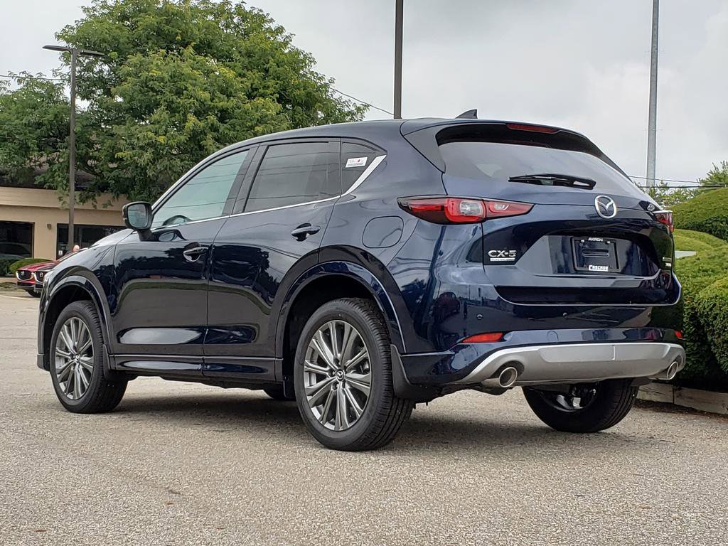 New 2025 MAZDA CX-5 Signature image 3
