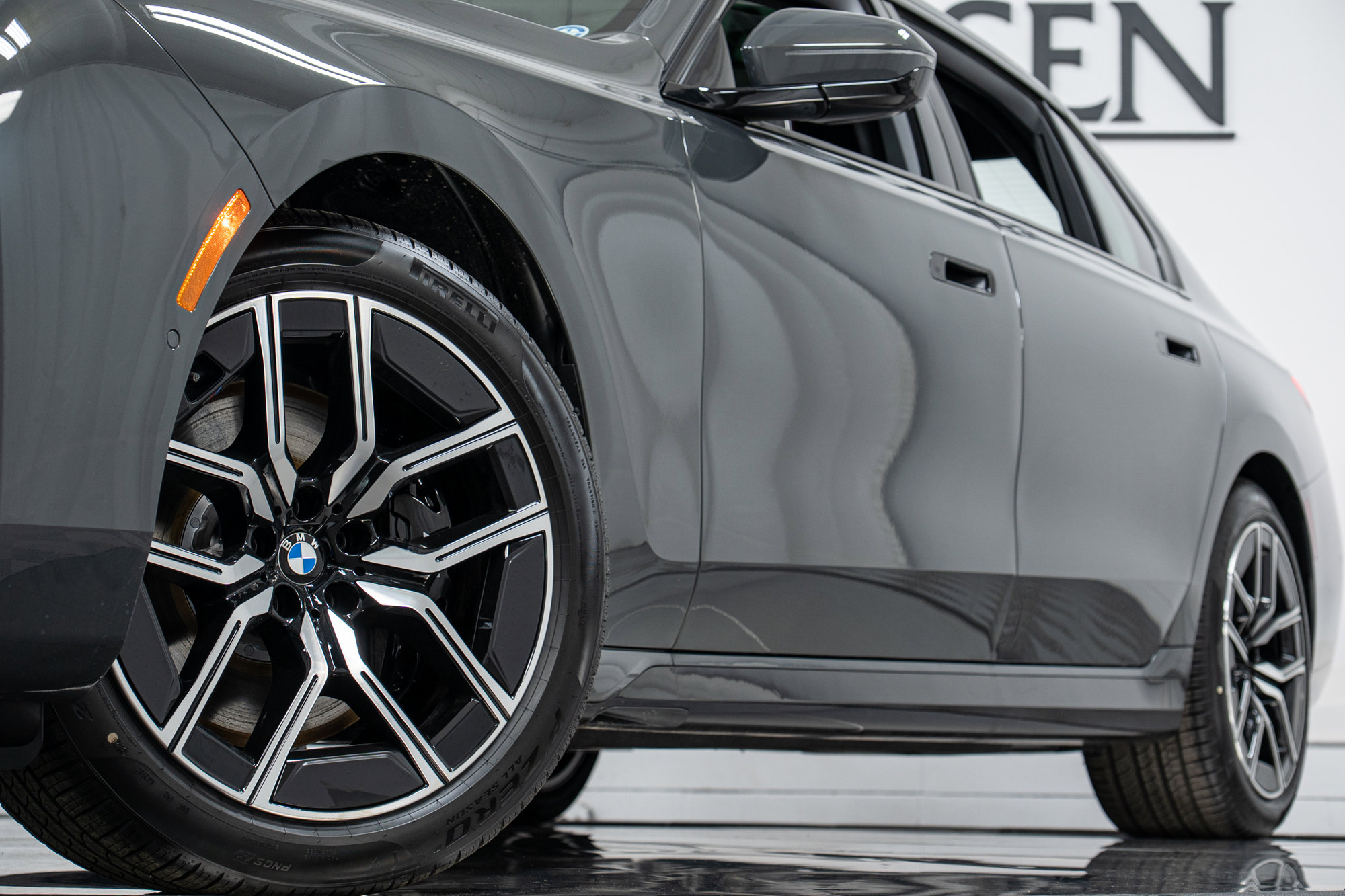 New 2026 BMW 740i xDrive image 27