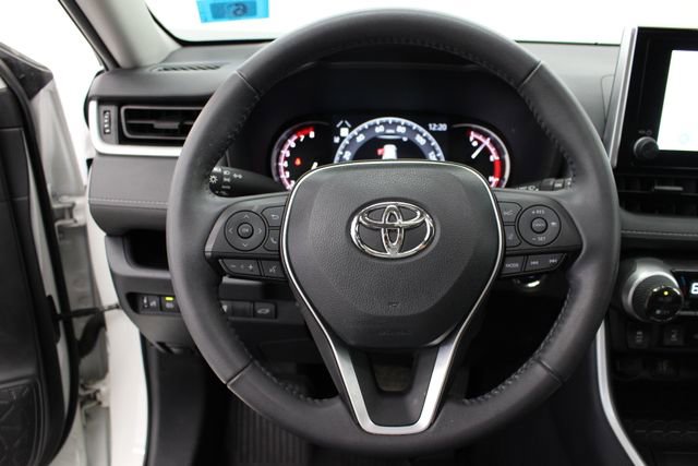 Used 2023 Toyota RAV4 XLE w/ Convenience Package image 12